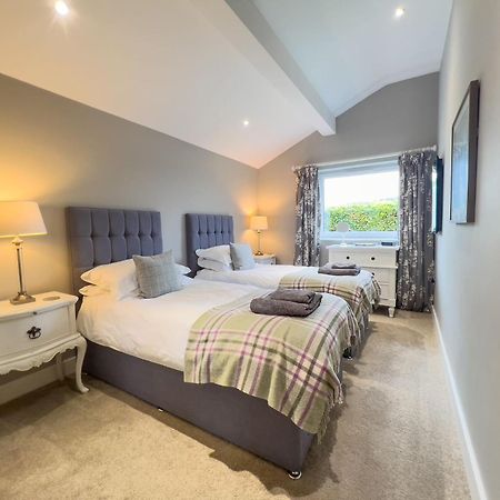 Ullswater View Luxury Home With 2 Ground Floor Bedrooms And Lake View ウォーターミロック エクステリア 写真