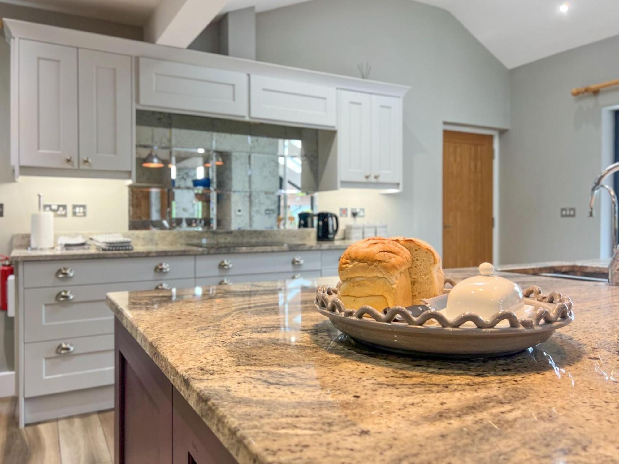 Ullswater View Luxury Home With 2 Ground Floor Bedrooms And Lake View ウォーターミロック エクステリア 写真